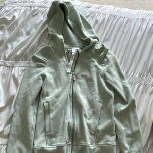 Lulu zip up